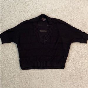 Women’s crop sweater